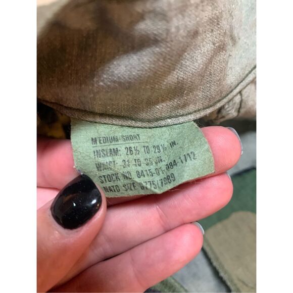 Military Camo Cargo Pants Medium Short - Picture 4 of 8